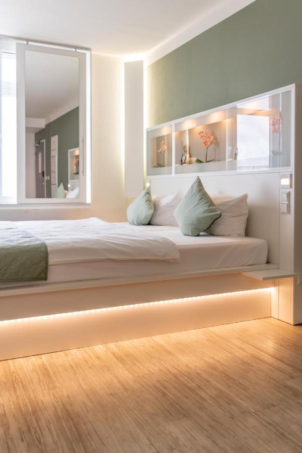 Hotel Bedpark Stellingen à Hambourg Extérieur photo